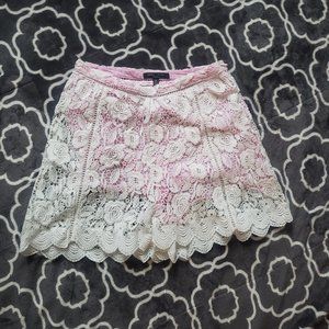 Romeo& Juliet white lace shorts